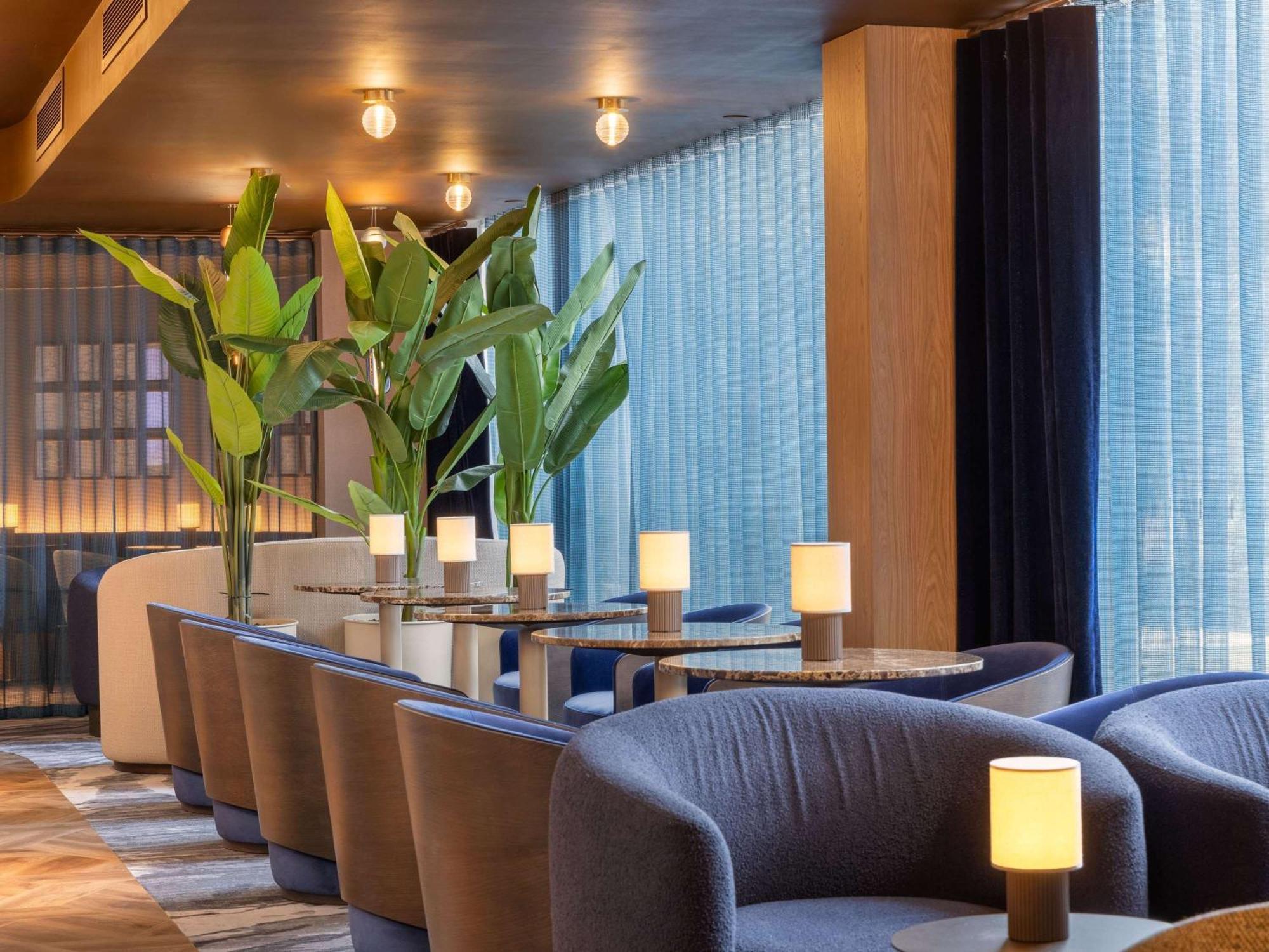 Mercure London Earls Court Екстериор снимка