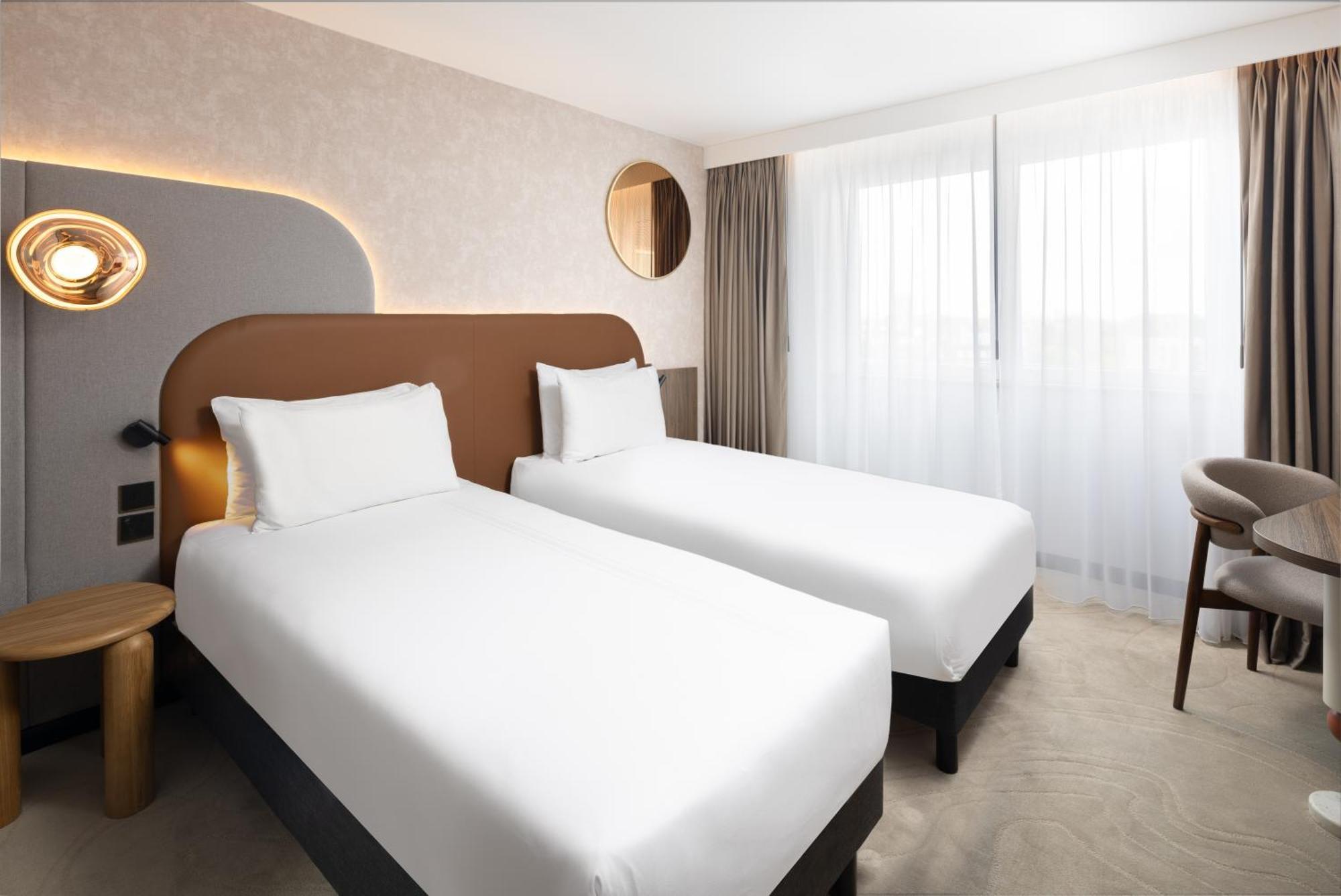 Mercure London Earls Court Екстериор снимка