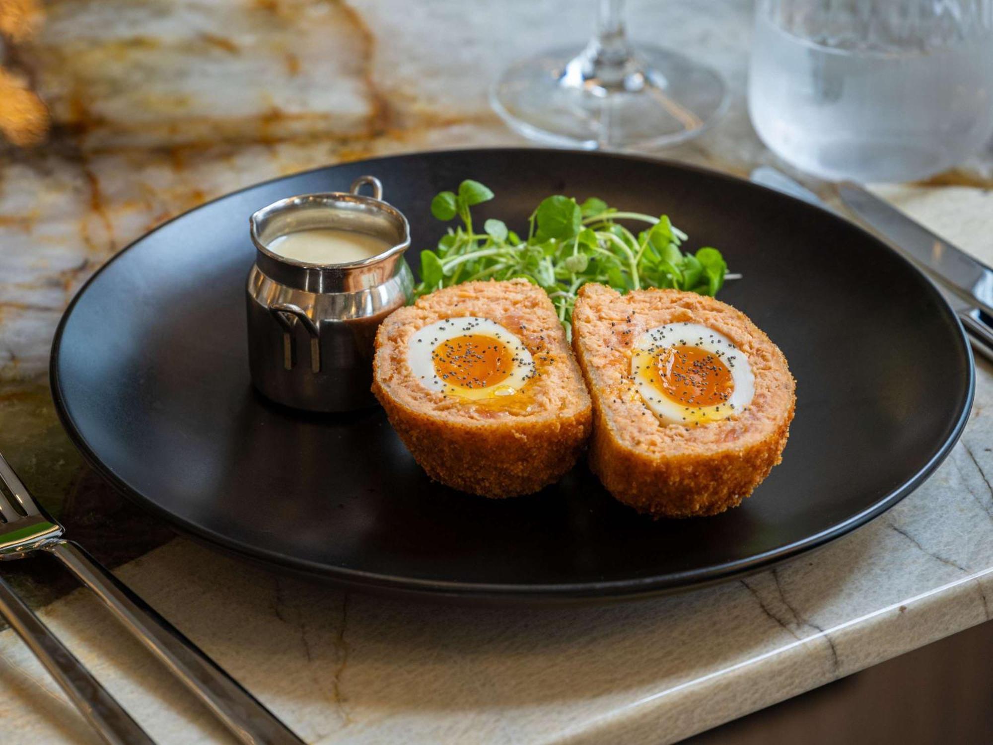 Mercure London Earls Court Екстериор снимка