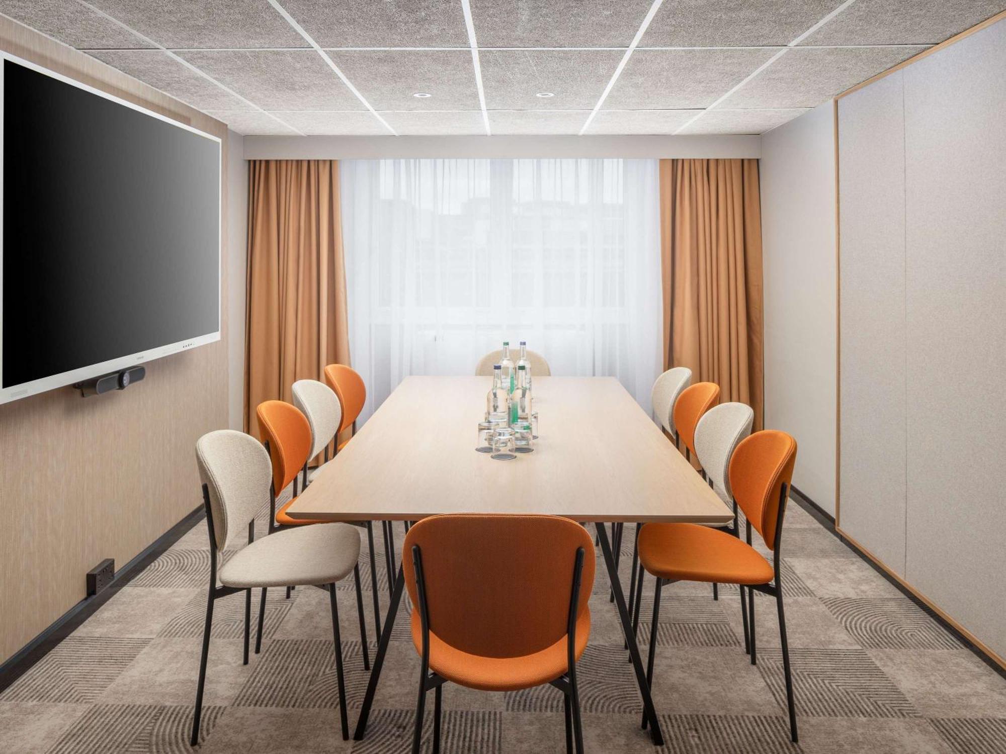 Mercure London Earls Court Екстериор снимка