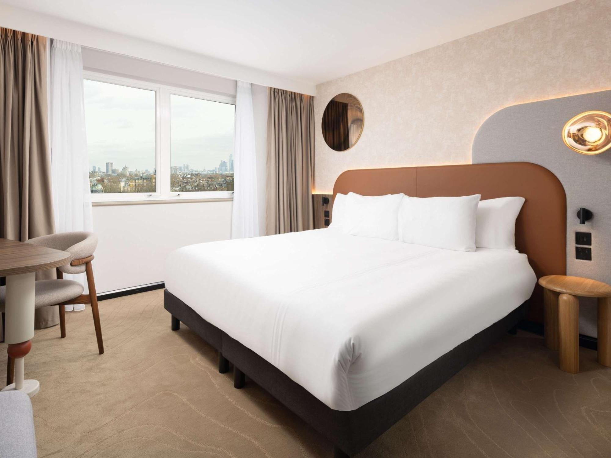 Mercure London Earls Court Екстериор снимка